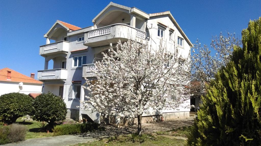 Apartments Lena Sutomiscica Ngoại thất bức ảnh